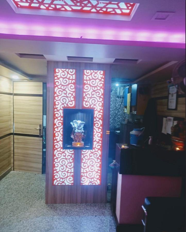 Oyo 86669 Arnav Residency New Delhi Exterior photo