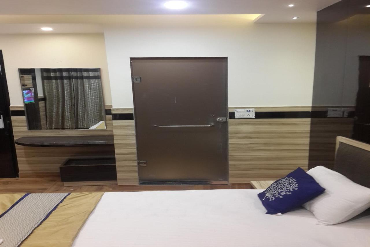 Oyo 86669 Arnav Residency New Delhi Exterior photo